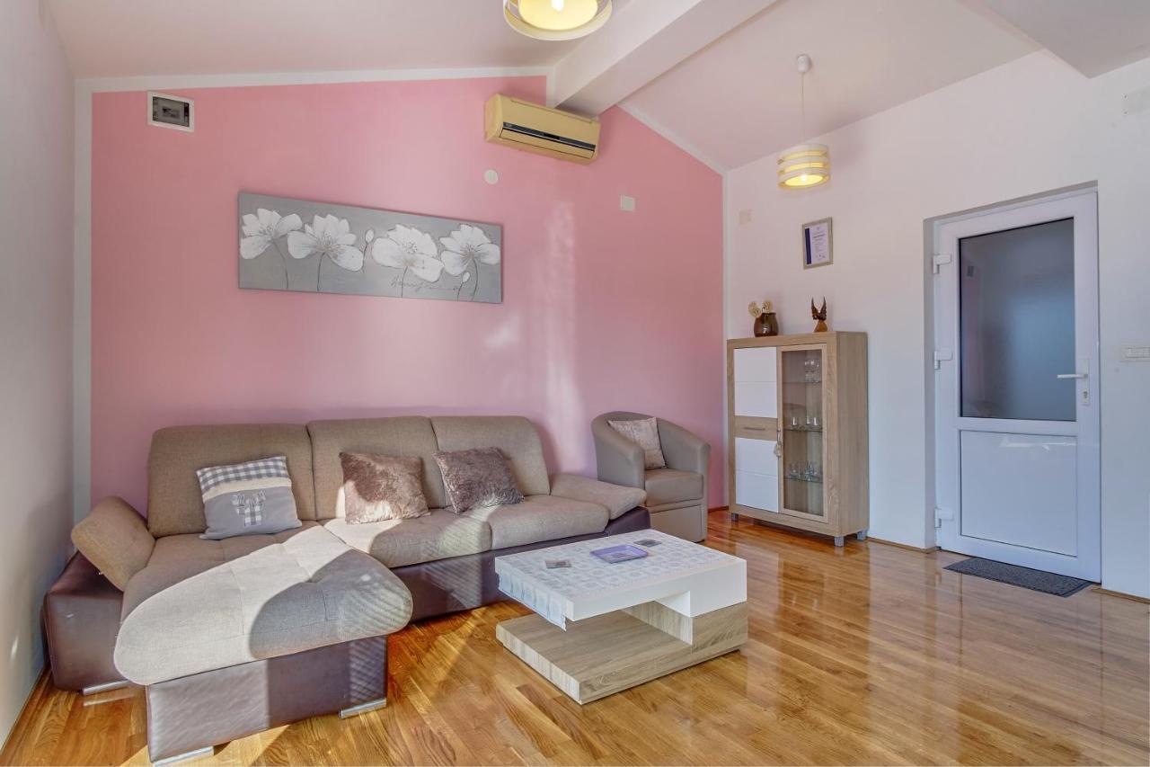 Apartments Zerjav Mali Lošinj Eksteriør billede