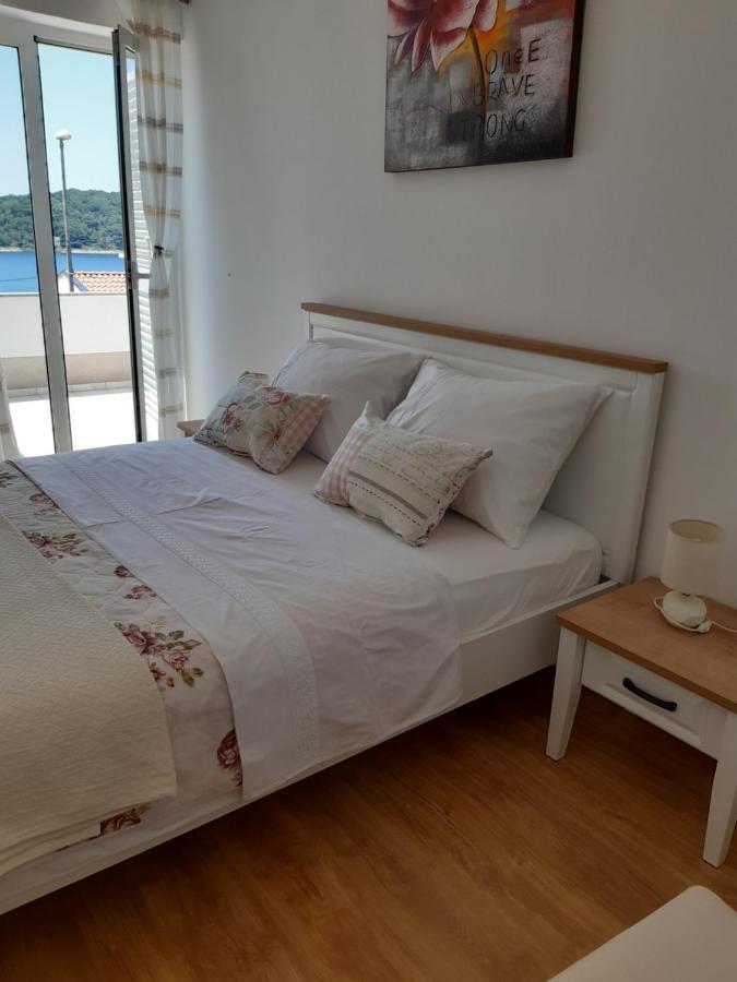 Apartments Zerjav Mali Lošinj Eksteriør billede