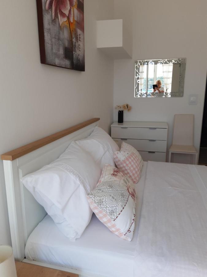 Apartments Zerjav Mali Lošinj Eksteriør billede